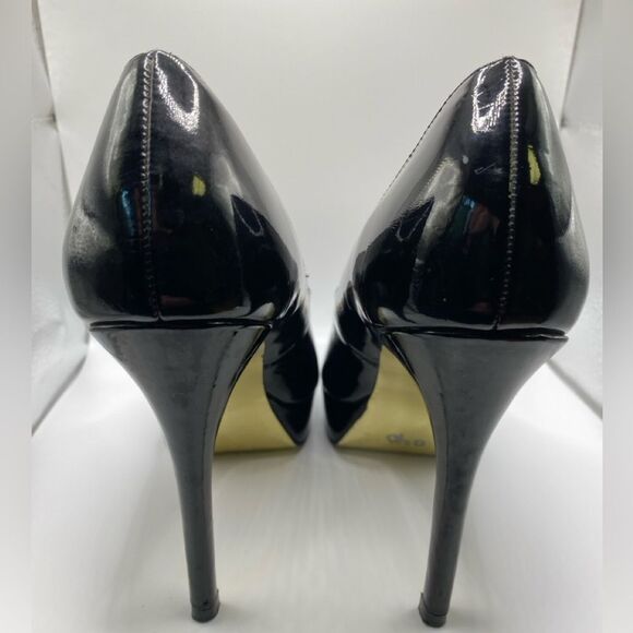 Steve Madden Women's Black Saane Platform Pumps Size 7 Gold Bottoms 4.5" Heel - Picture 3 of 8